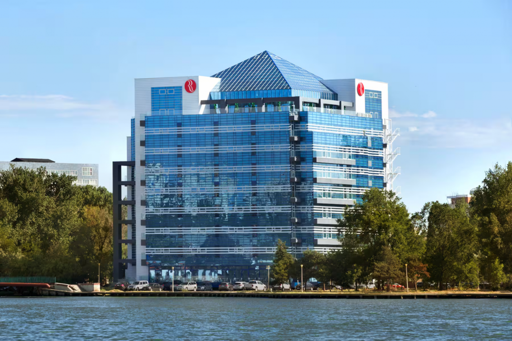 Ramada by Wyndham Constanta 1/51