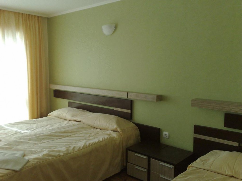 LOTOS HOTEL 16/61