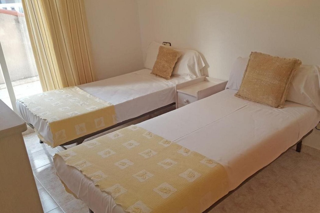 APARTAMENTOS COSTA AZAHAR 3000 8/41