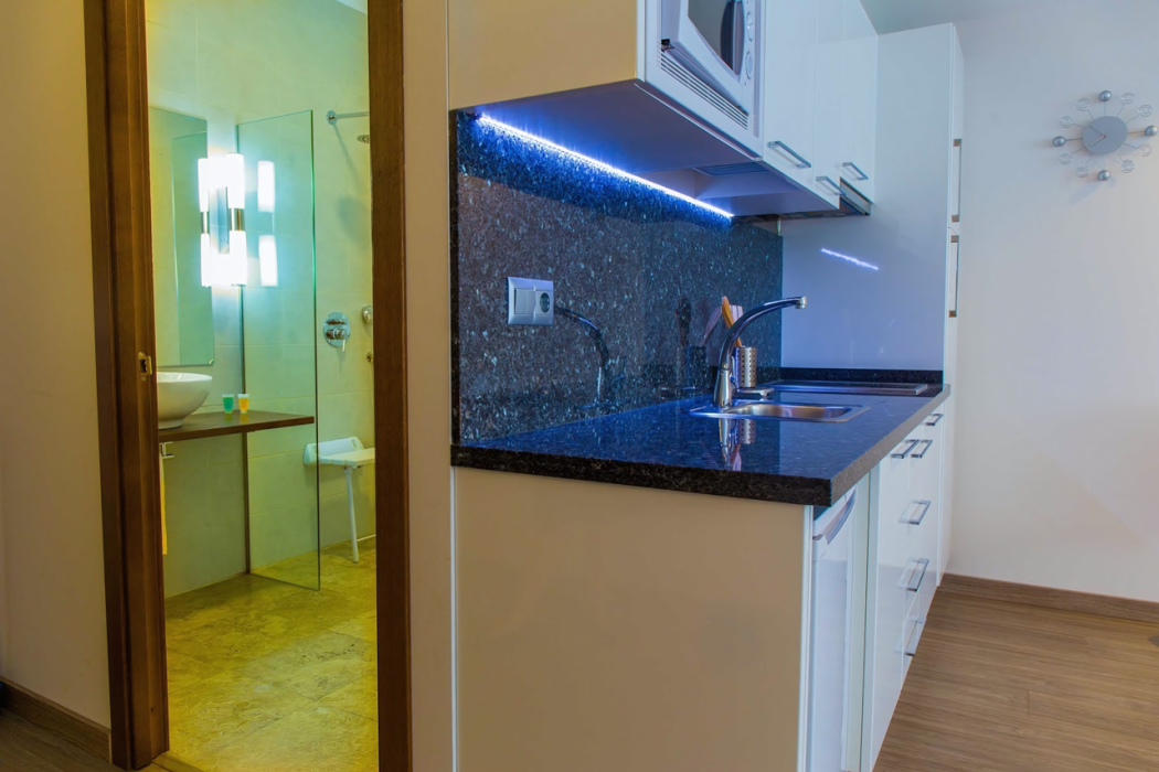 BLUESEA Dimona Suites 9/75