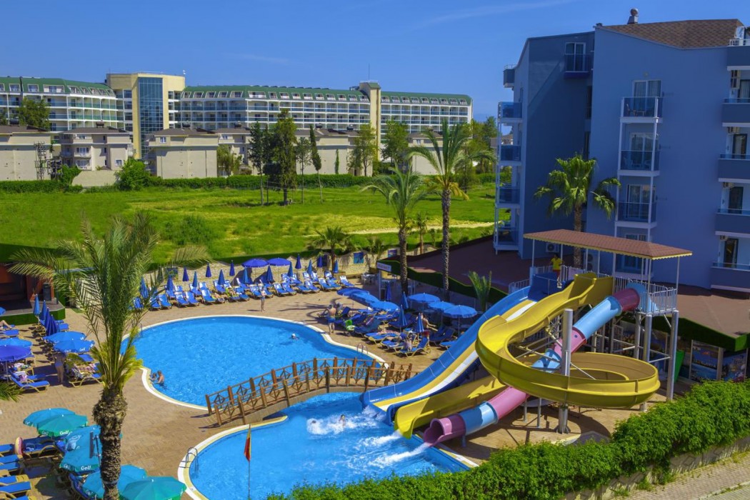 Caretta Relax Hotel 30/57