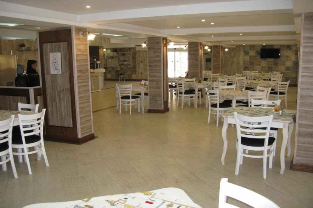 Estreya Residence 25/58