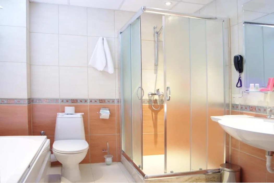Estreya Residence 24/58