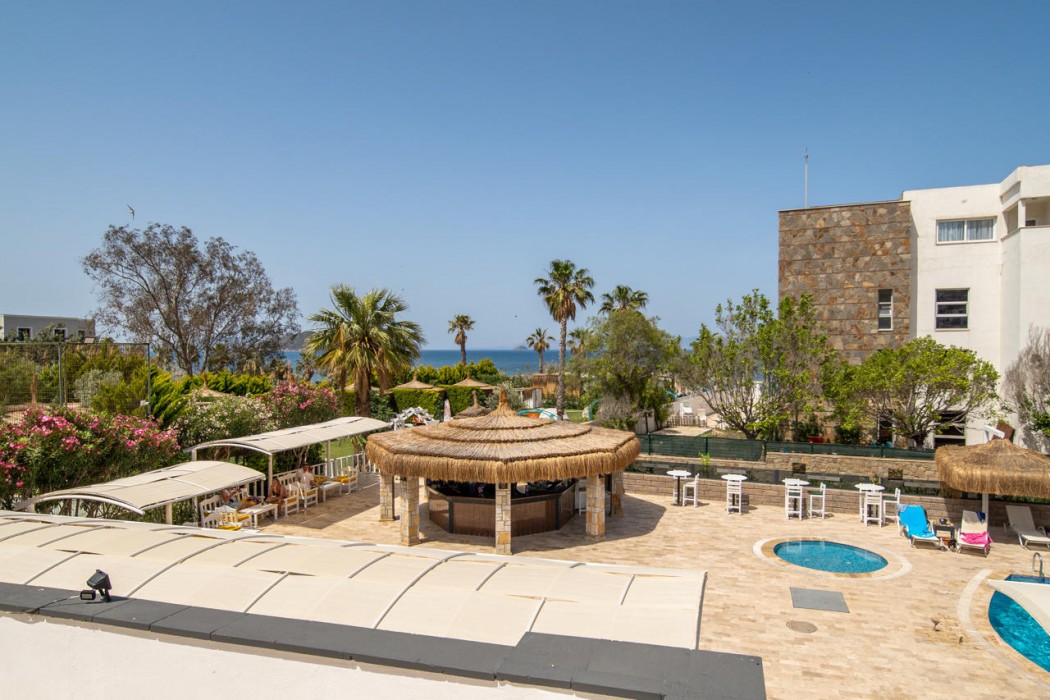 Tiana Beach Resort 61/94