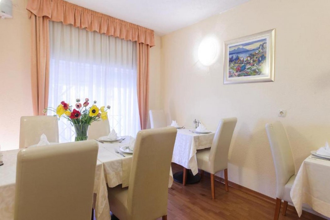 Hotel Royal Suites 14/73