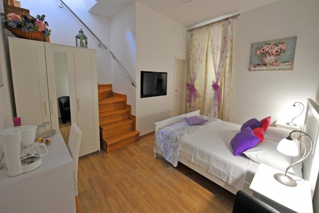 Nirvana Luxury Rooms 30/82