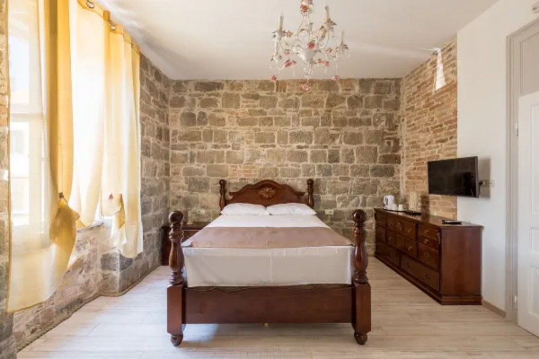 PIETRA ROSSA Luxury Rooms 21/66