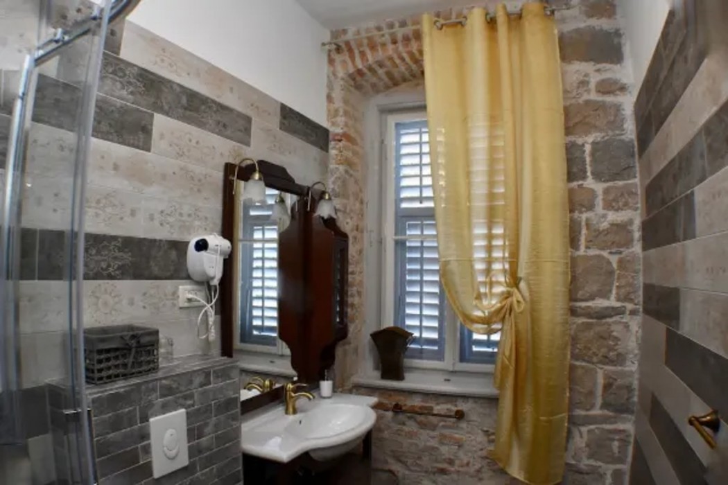 PIETRA ROSSA Luxury Rooms 23/66