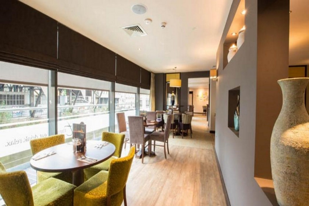Premier Inn Manchester City Centre West Hotel 18/50