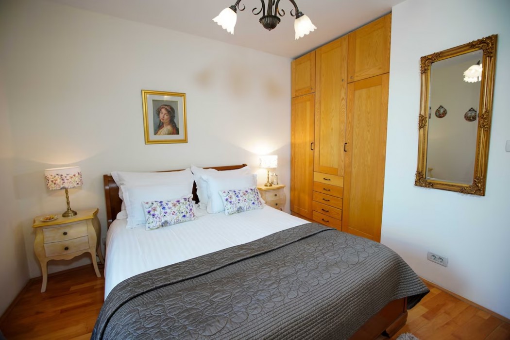 Boutique Guest Accommodation Zephyrus 18/80