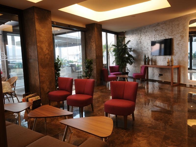 CANDAN CITYBEACH HOTEL 18/45