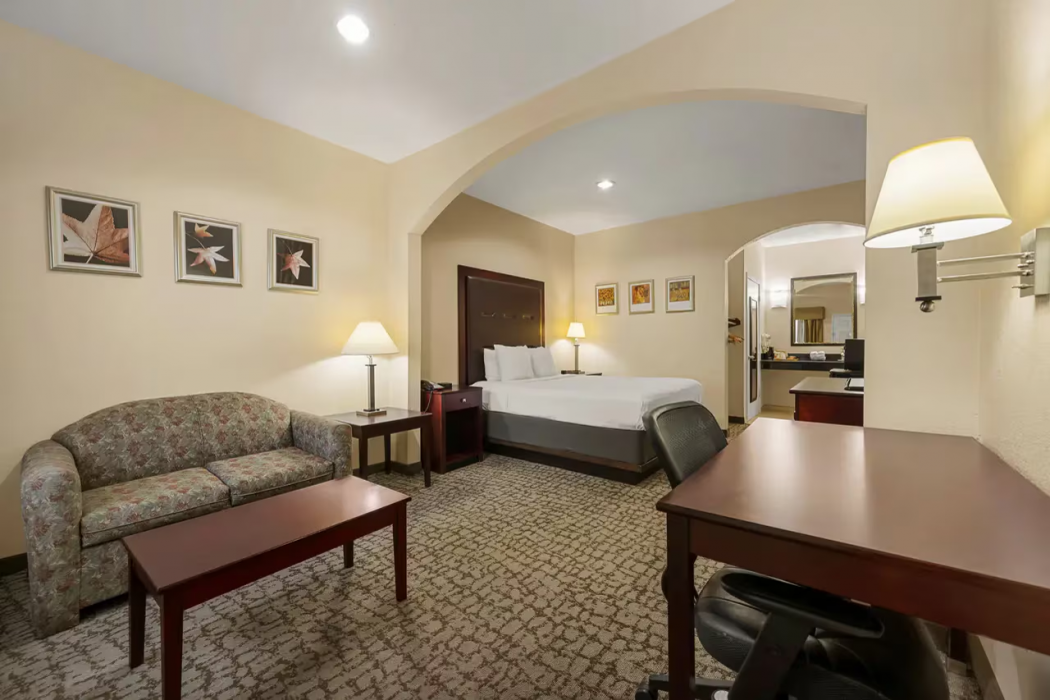 Quality Inn & Suites Houston Northwest - Cypress 8/30
