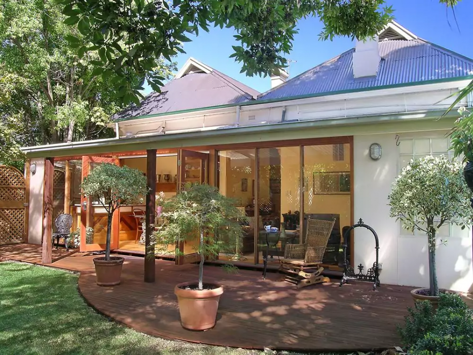ADELAIDE HERITAGE COTTAGES AND APARTMENTS 1/53
