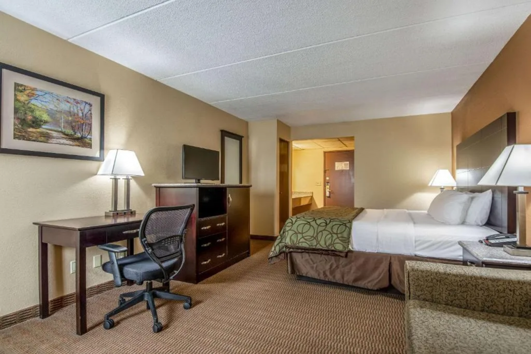 Quality Inn Tully I-81 24/61
