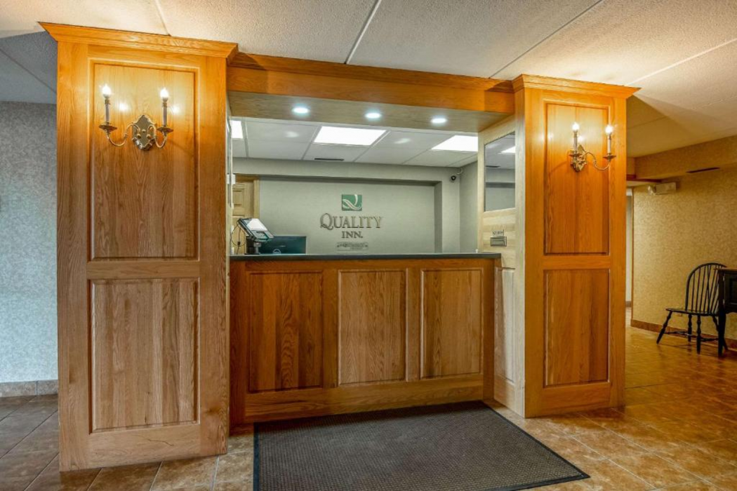 Quality Inn Tully I-81 9/61