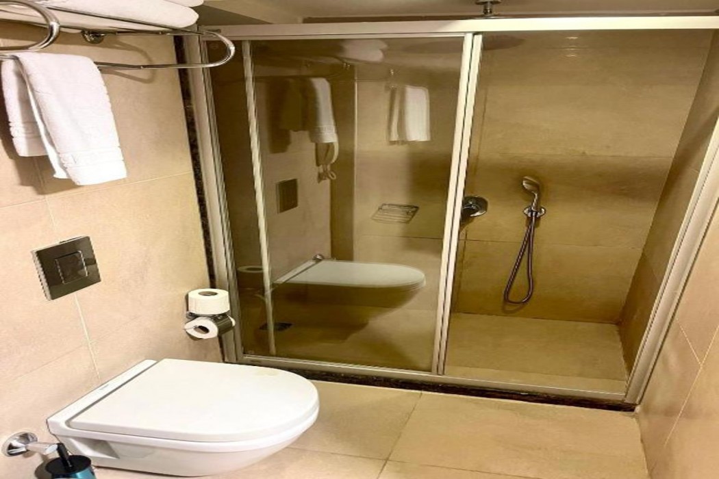 Aven Hotel 20/60