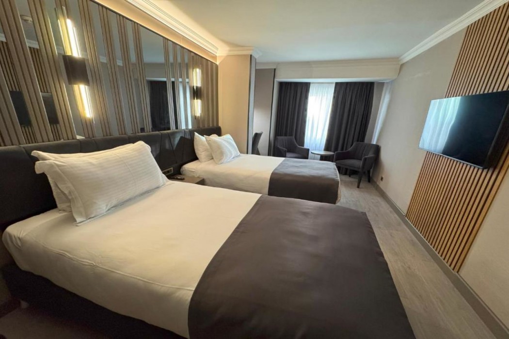 Aven Hotel 12/60