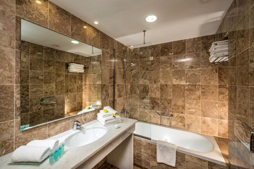Double room - Economy