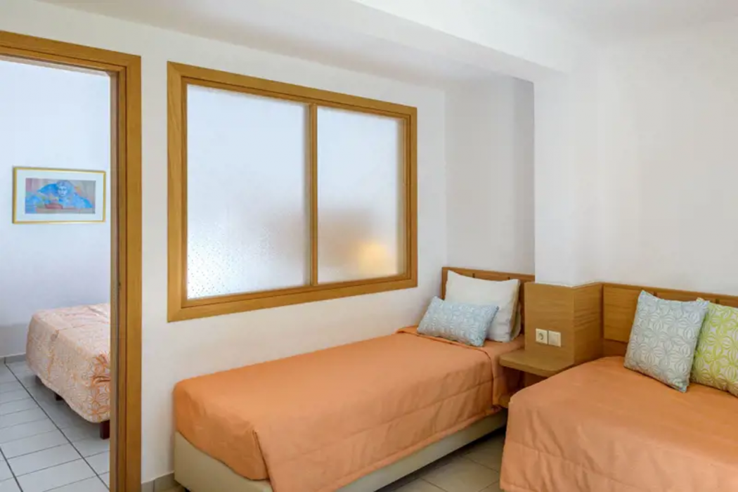 Annabelle Beach Resort 16/87