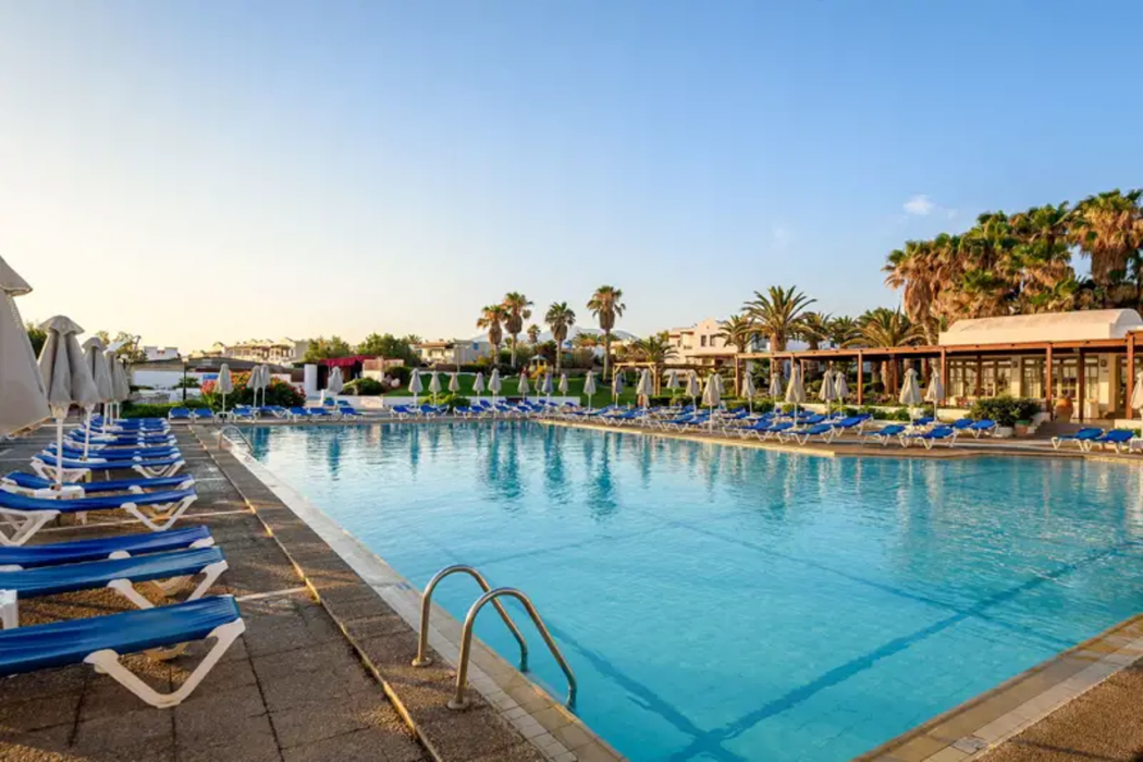 Annabelle Beach Resort 50/87