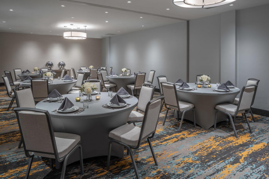 DoubleTree by Hilton Miami North I-95 17/34