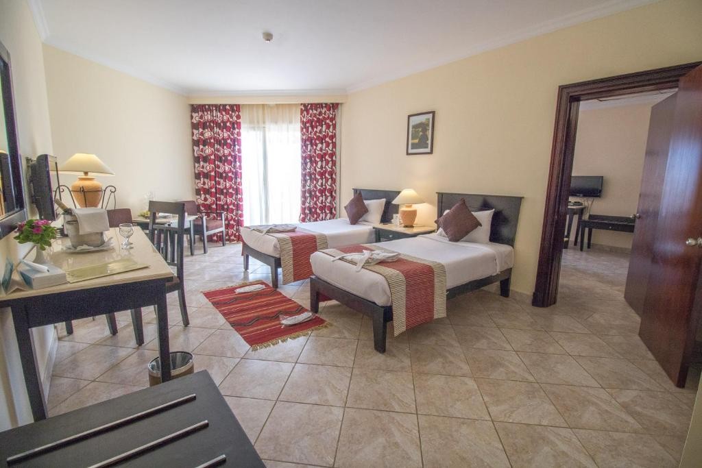 Casa Mare Resort 8/73