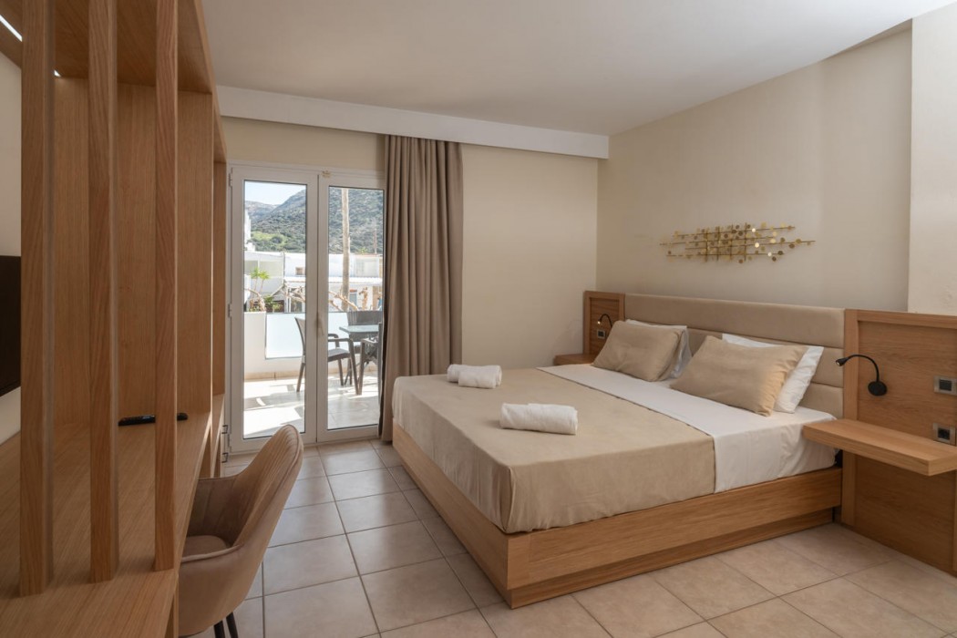 Calypso Hotel 27/67