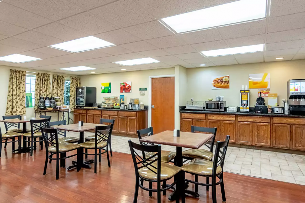 Quality Inn Burkeville Hwy 360 & 460 10/22