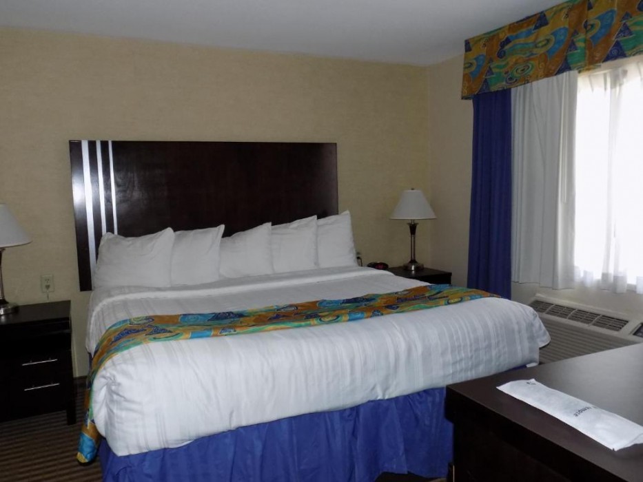 Rodeway Inn Portage IN thumb 4