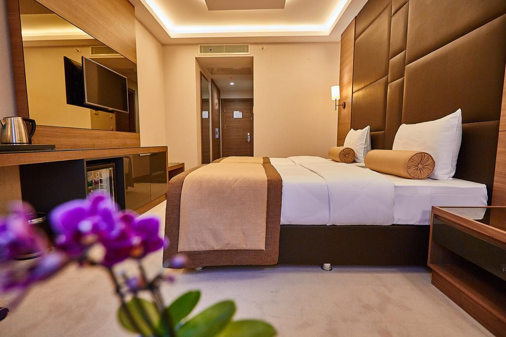 INSIDE HOTEL SISLI 11/34