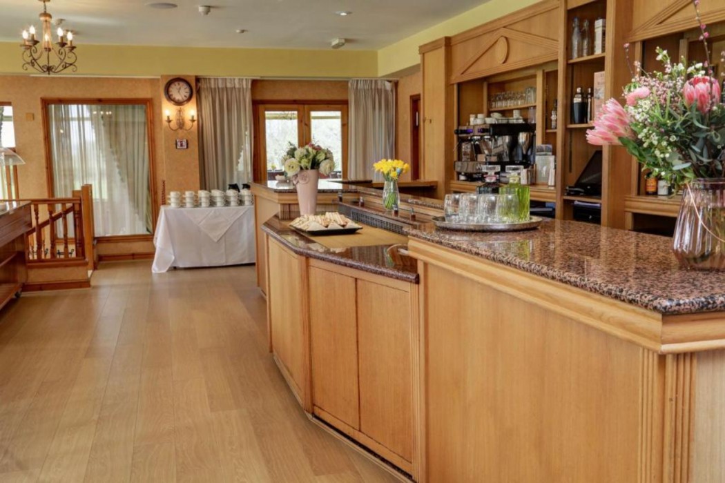 Knights Hill Hotel & Spa 3/41