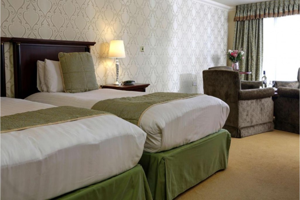 Knights Hill Hotel & Spa 6/41