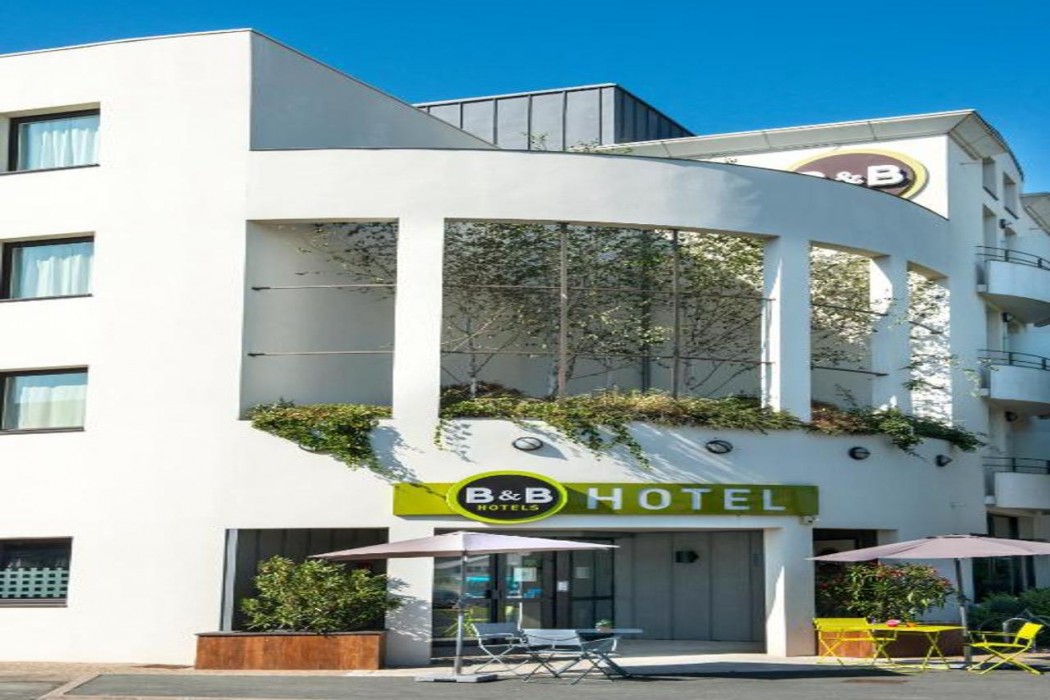 B&B Hotel La Rochelle Centre in LA ROCHELLE