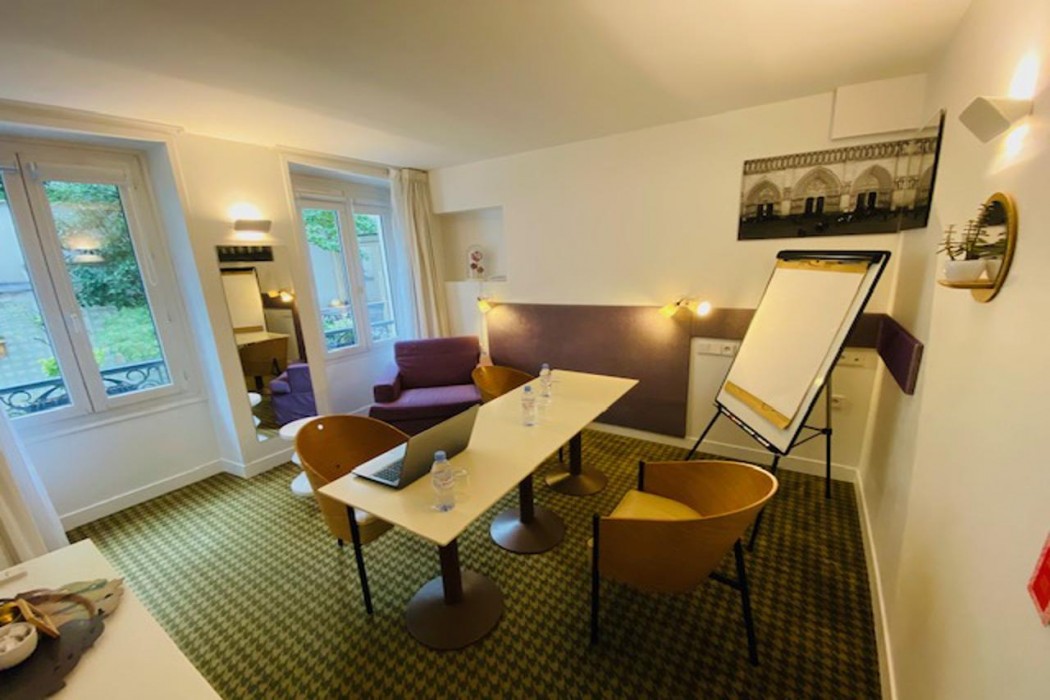 Hotel Mistral 24/54