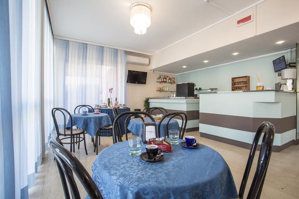 HOTEL CIMAROSA 22/52