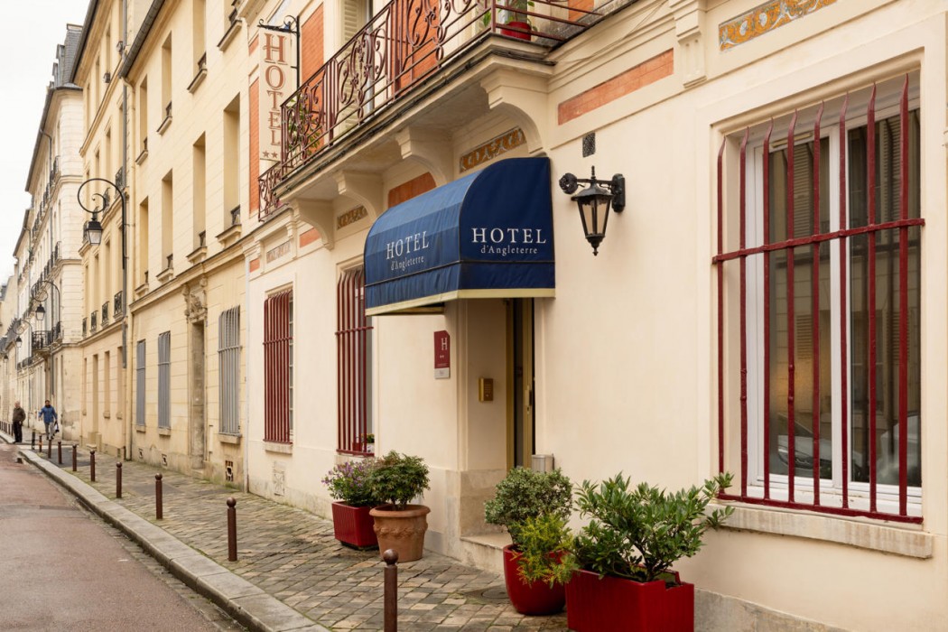 HOTEL D'ANGLETERRE in VERSAILLES