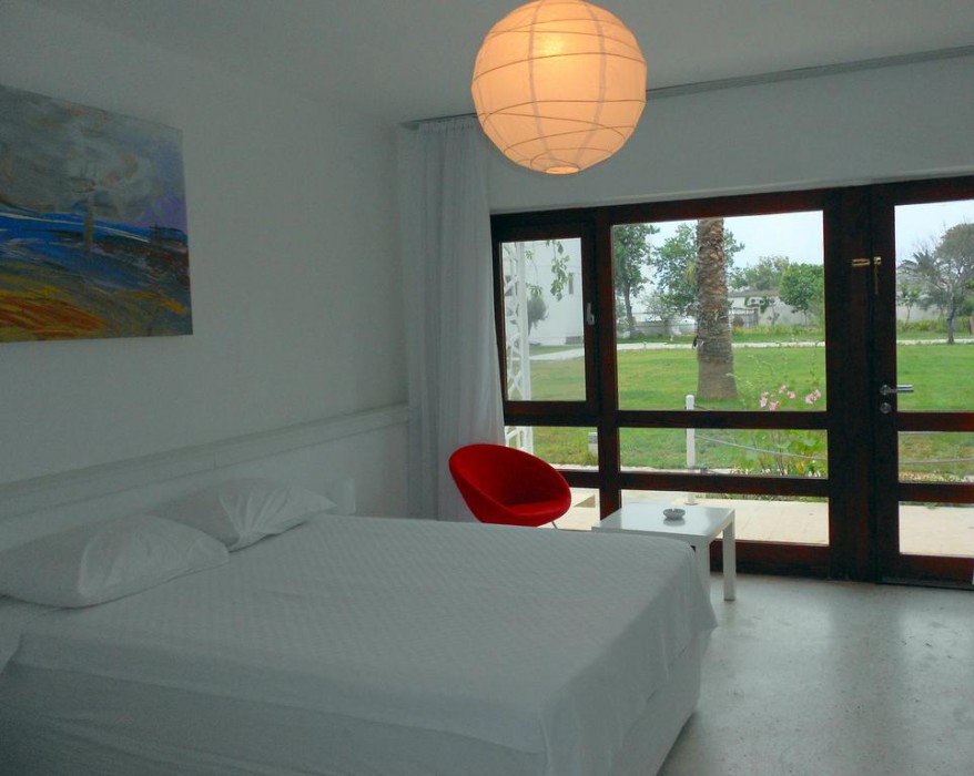Aytas Hotel 2/4