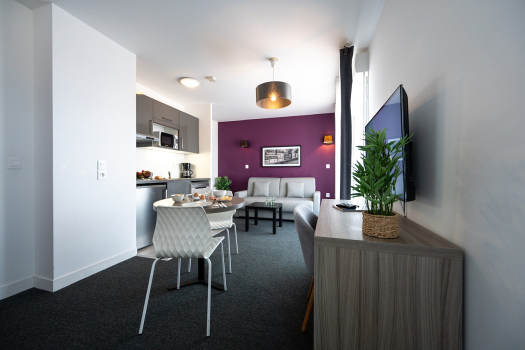 Nemea Appart Hotel Quai Victor Tours Centre 24/73