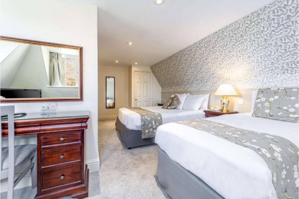 Leigh Park Country House Hotel Vineyard, BWSC 4/29