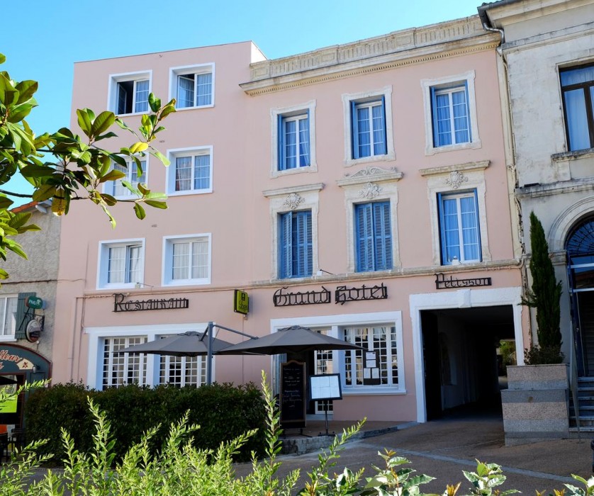 LOGIS GRAND HOTEL 1/51