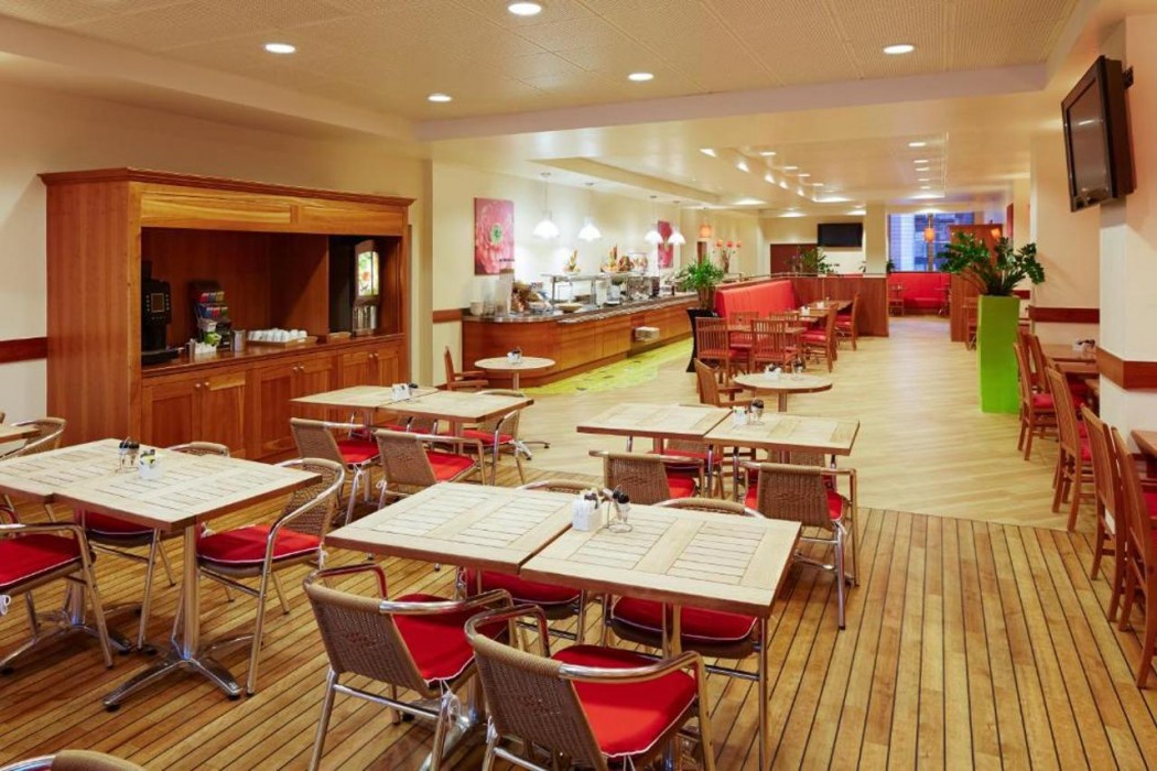 ibis Reading Centre 11/59