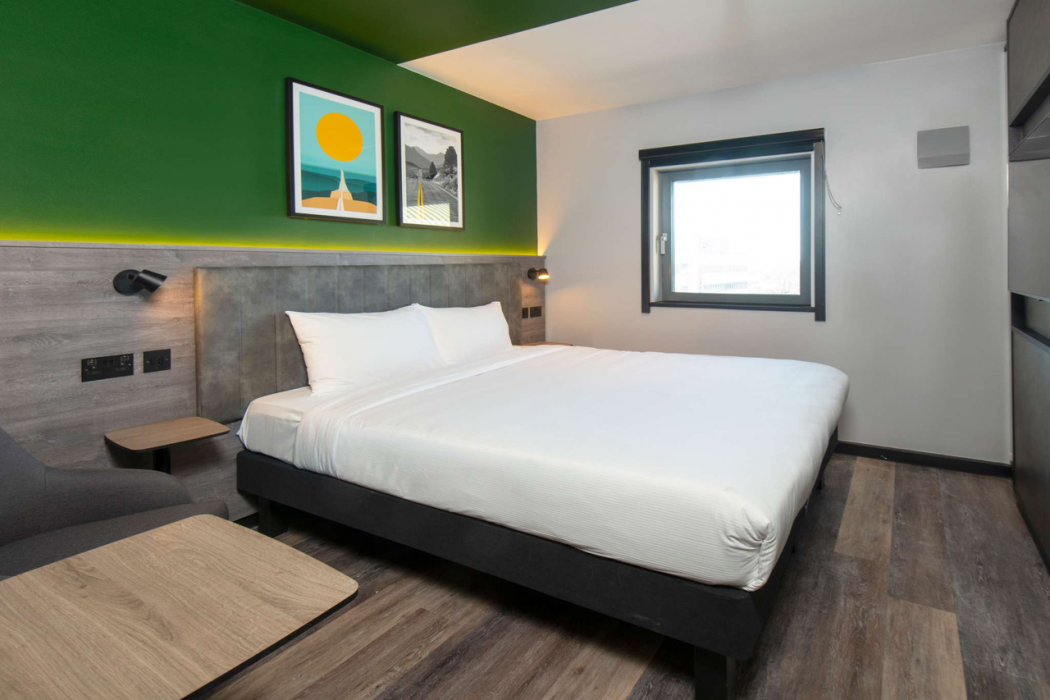Ibis Styles London Gatwick Airport 13/64