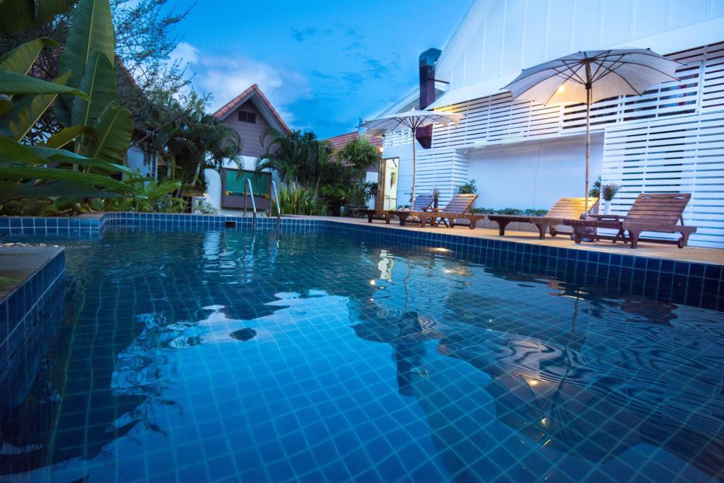 E-Outfitting Boutique Hotel Chiangmai 1/35