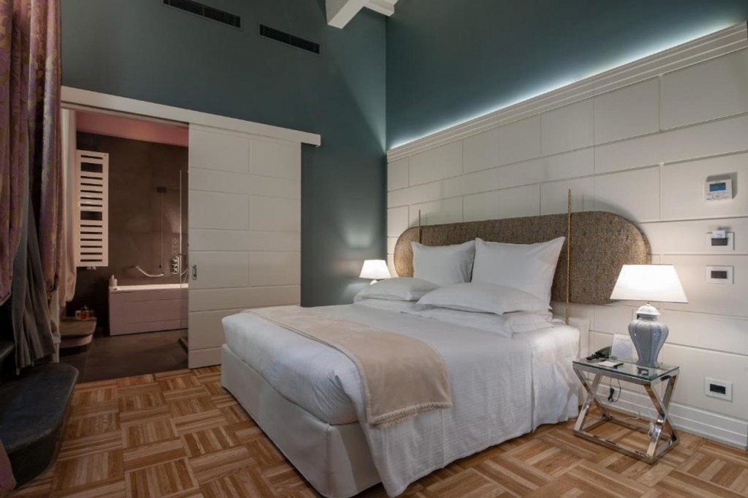 Hotel Number Nine 8/60