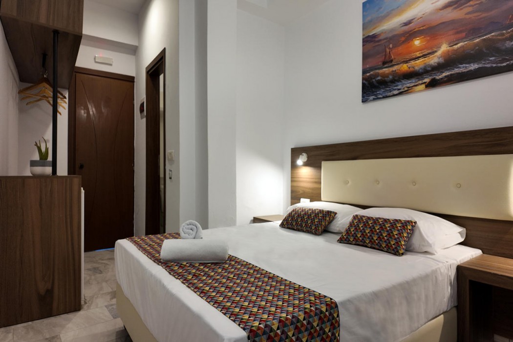 Hotel Santorini 11/55