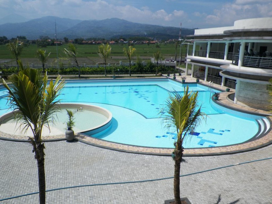 Sutan Raja Hotel And Convention 12/18
