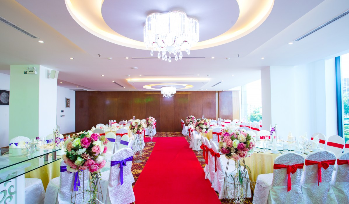 TND Hotel 78/140