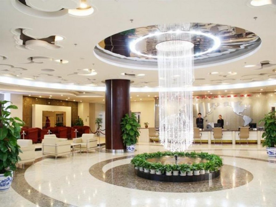 GreenTree Alliance Hotel (Beijing West Railway Station North Square Ruihai Building) 8/27