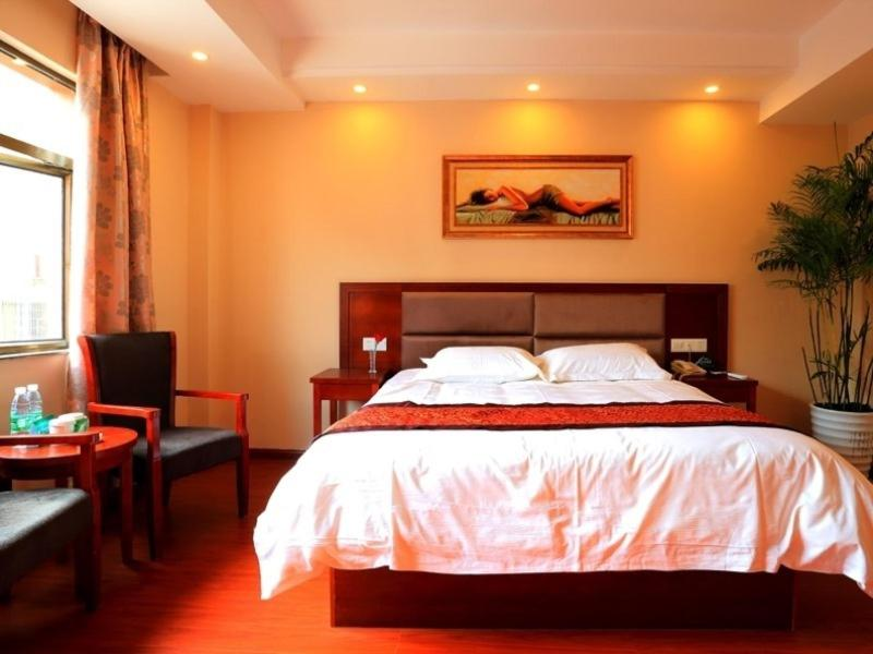 Greentree Inn Jiujiang Railway Station QianhongXiang Hotel 22/68
