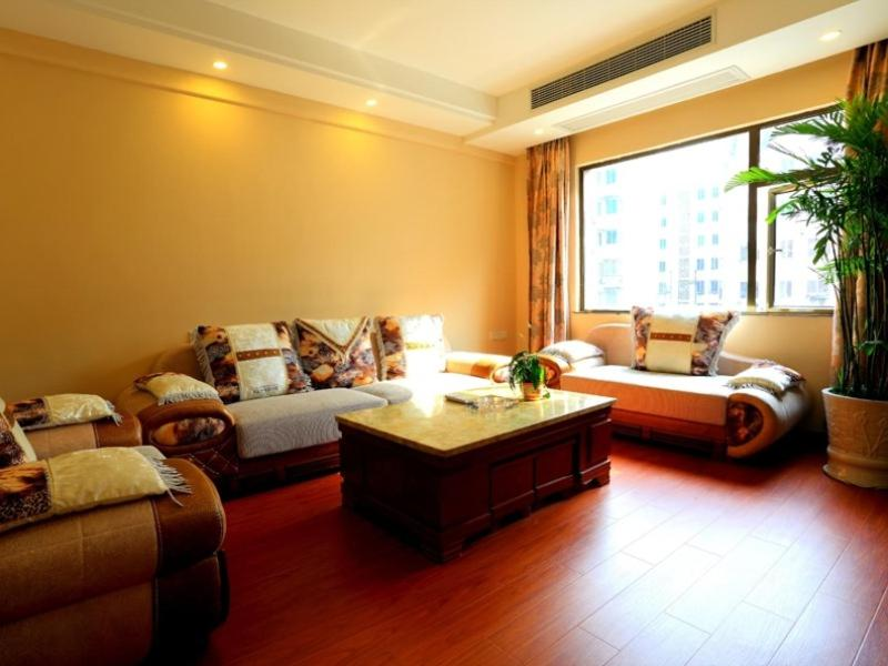 Greentree Inn Jiujiang Railway Station QianhongXiang Hotel 24/68